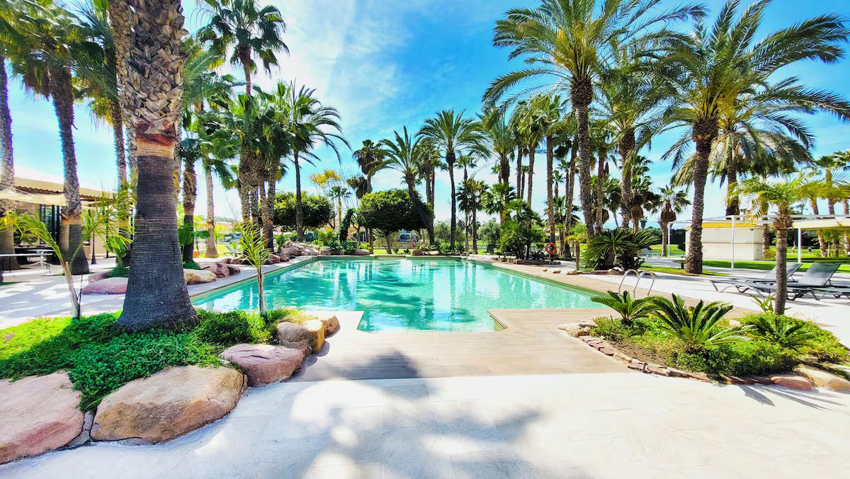 Stay within walking distance of the club.