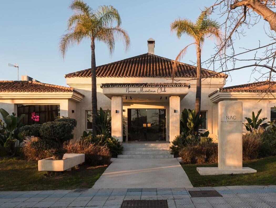 Nueva Alcántara Club entrance